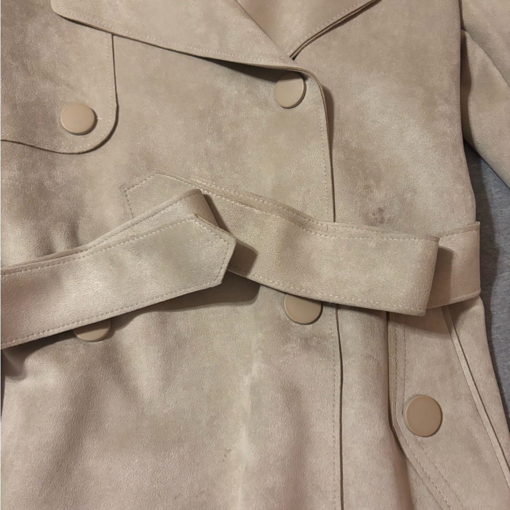 Light Jacket ! - Picture 13 of 14